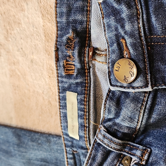 Kut From the Kloth Catherine Boyfriend Jeans doubtless size 4 - Picture 3 of 4